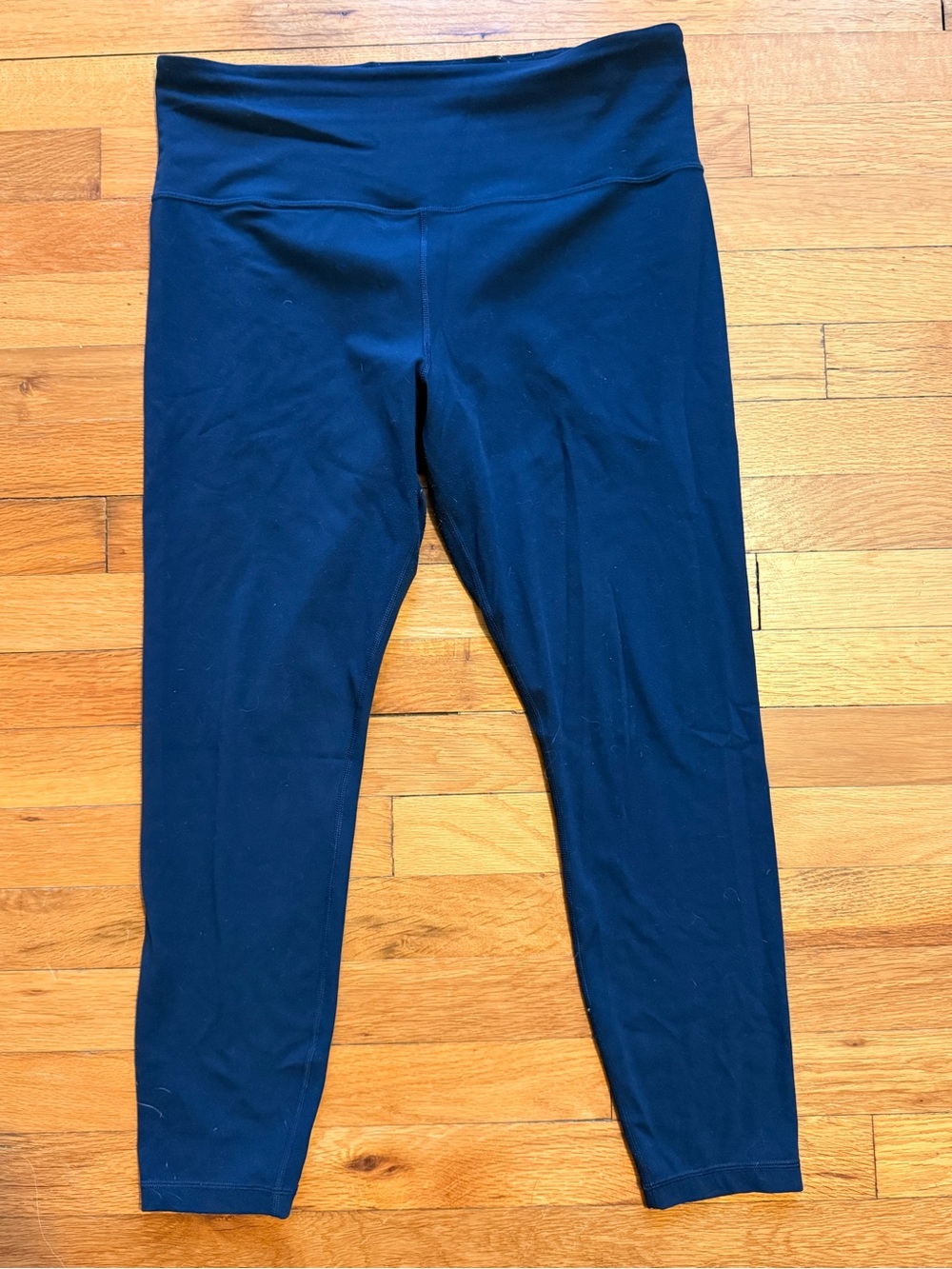 Athleta Ultra High Rise Elation 7/8 Leggings Navy size Large - Picture 3 of 6
